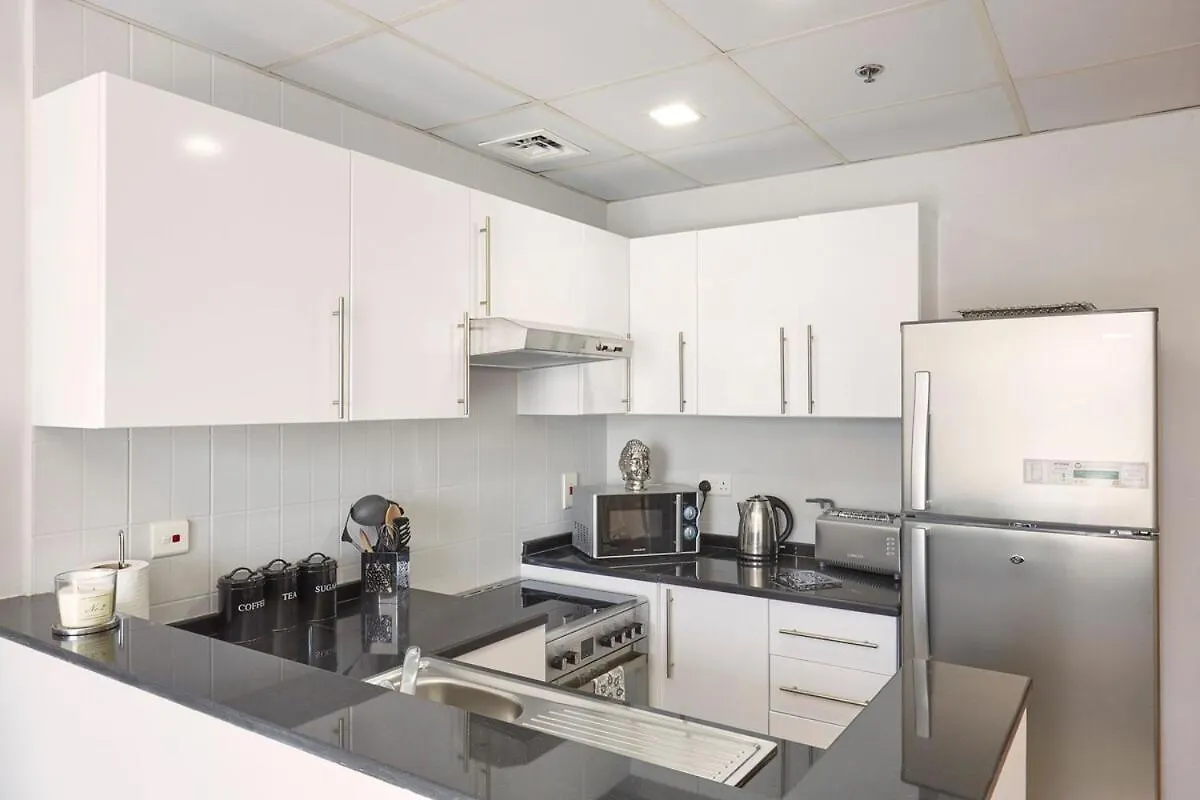 Cozy Studio Escape In Dubai Marina Apartment United Arab Emirates